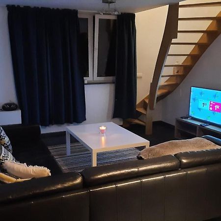 Appartement Duplex pour 3-4 personnes à Ciney Esterno foto