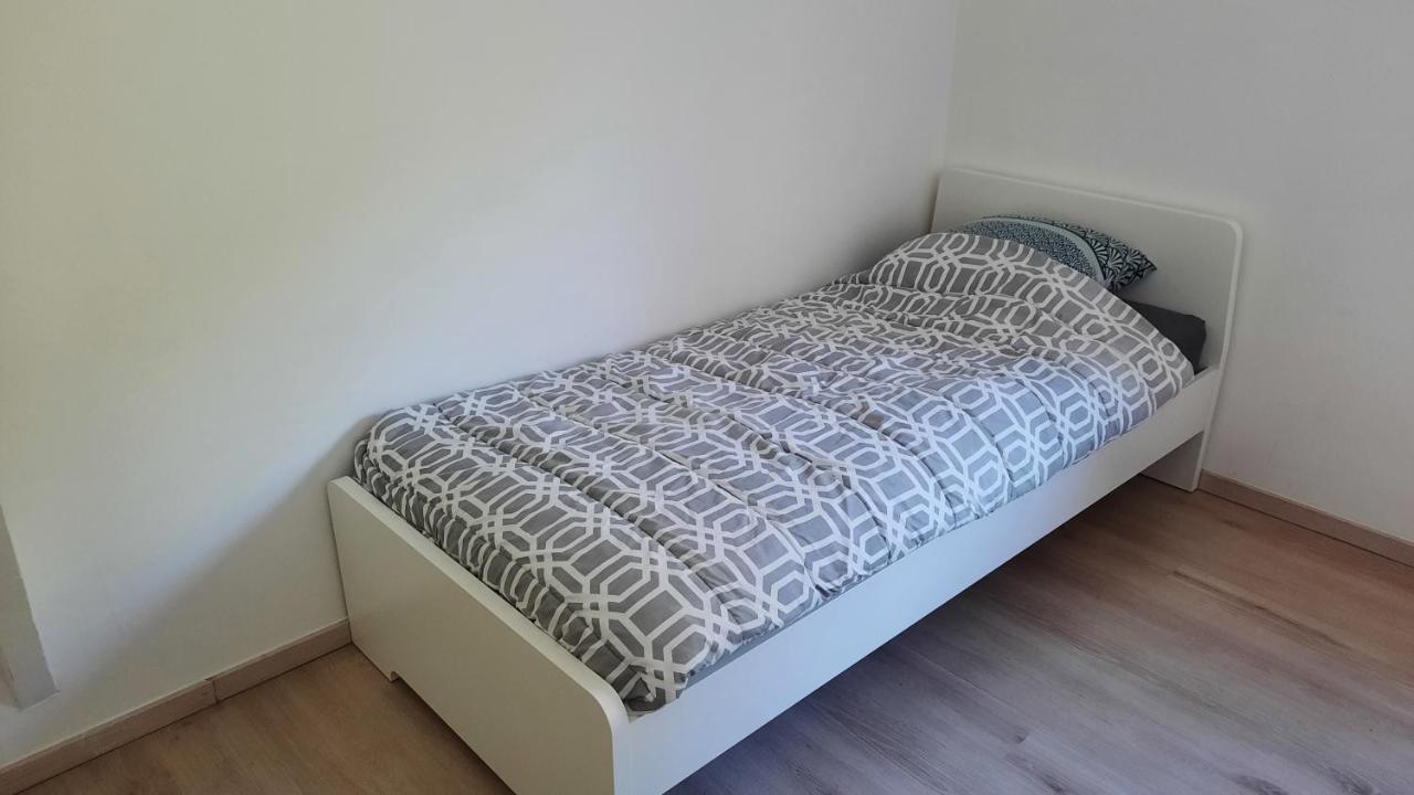 Appartement Duplex pour 3-4 personnes à Ciney Esterno foto